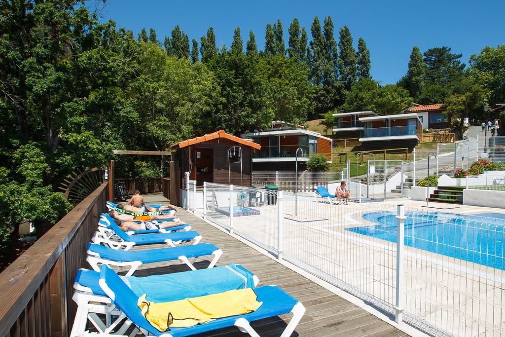 Bungalows Portuondo Parking Gratuito Мундака Екстериор снимка