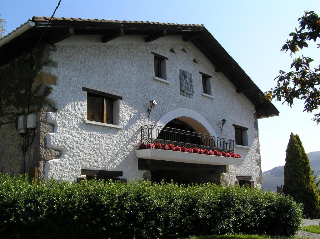 Bungalows Portuondo Parking Gratuito Мундака Екстериор снимка