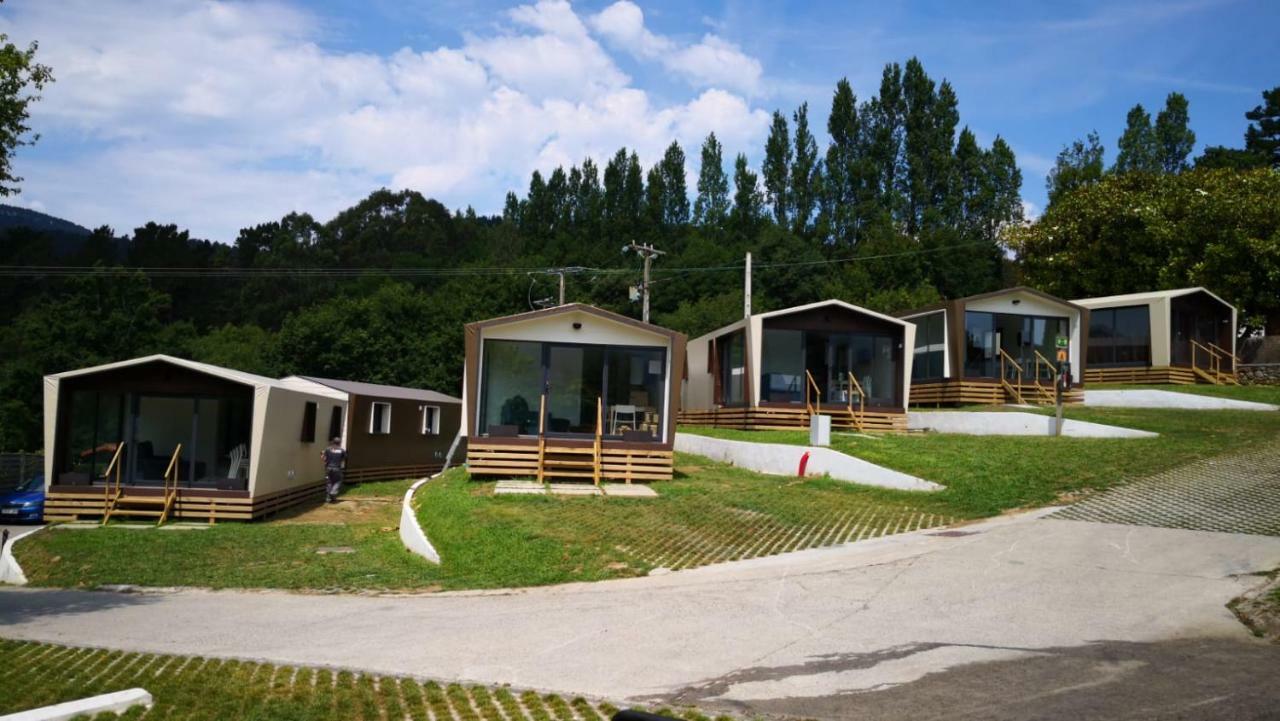Bungalows Portuondo Parking Gratuito Мундака Екстериор снимка